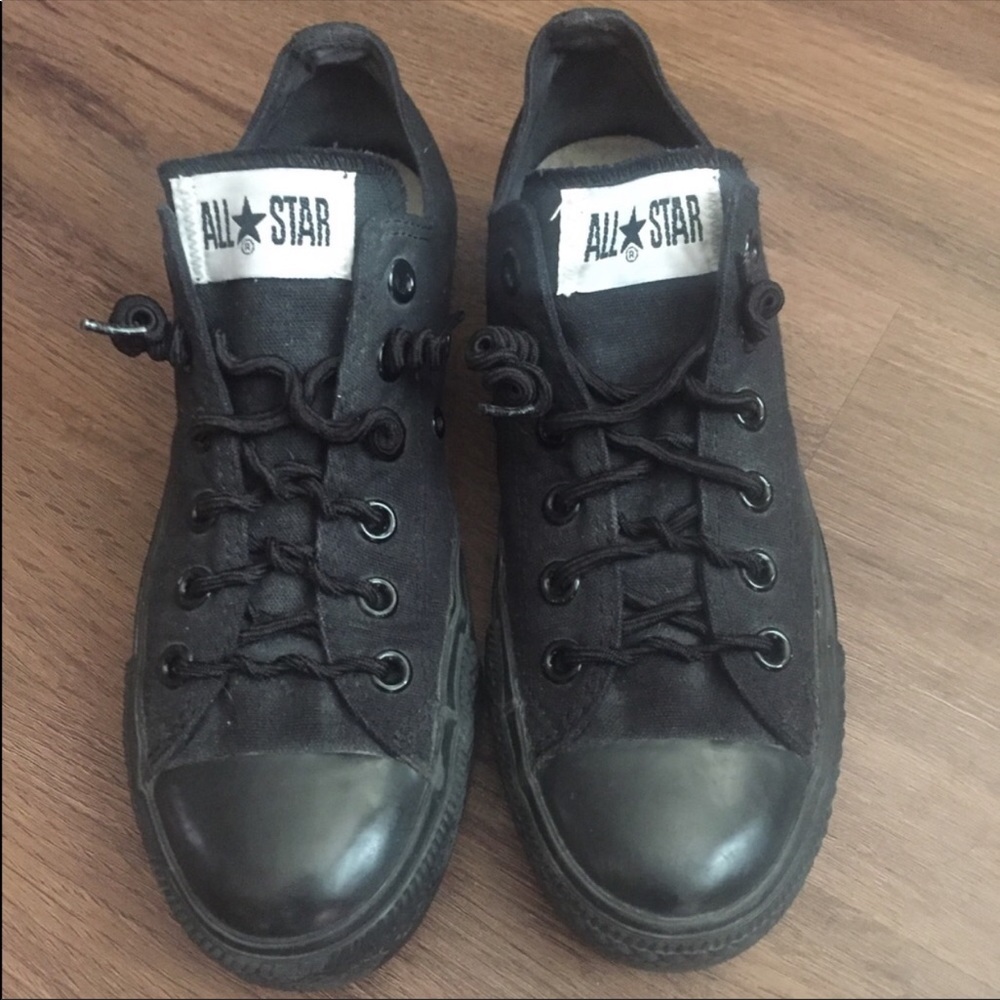 Black Converse
